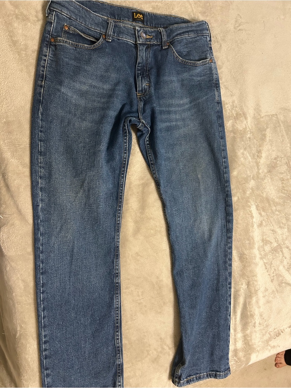 Lee Slim Fit Men's Jeans in Medium Blue Wash